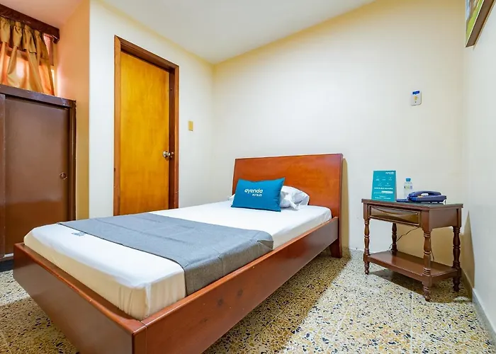 Hotel Almirante